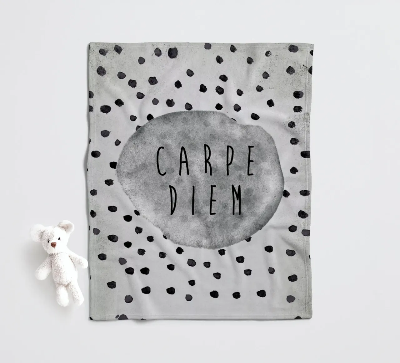 Carpe Diem coperta in pile da Vasare Nar