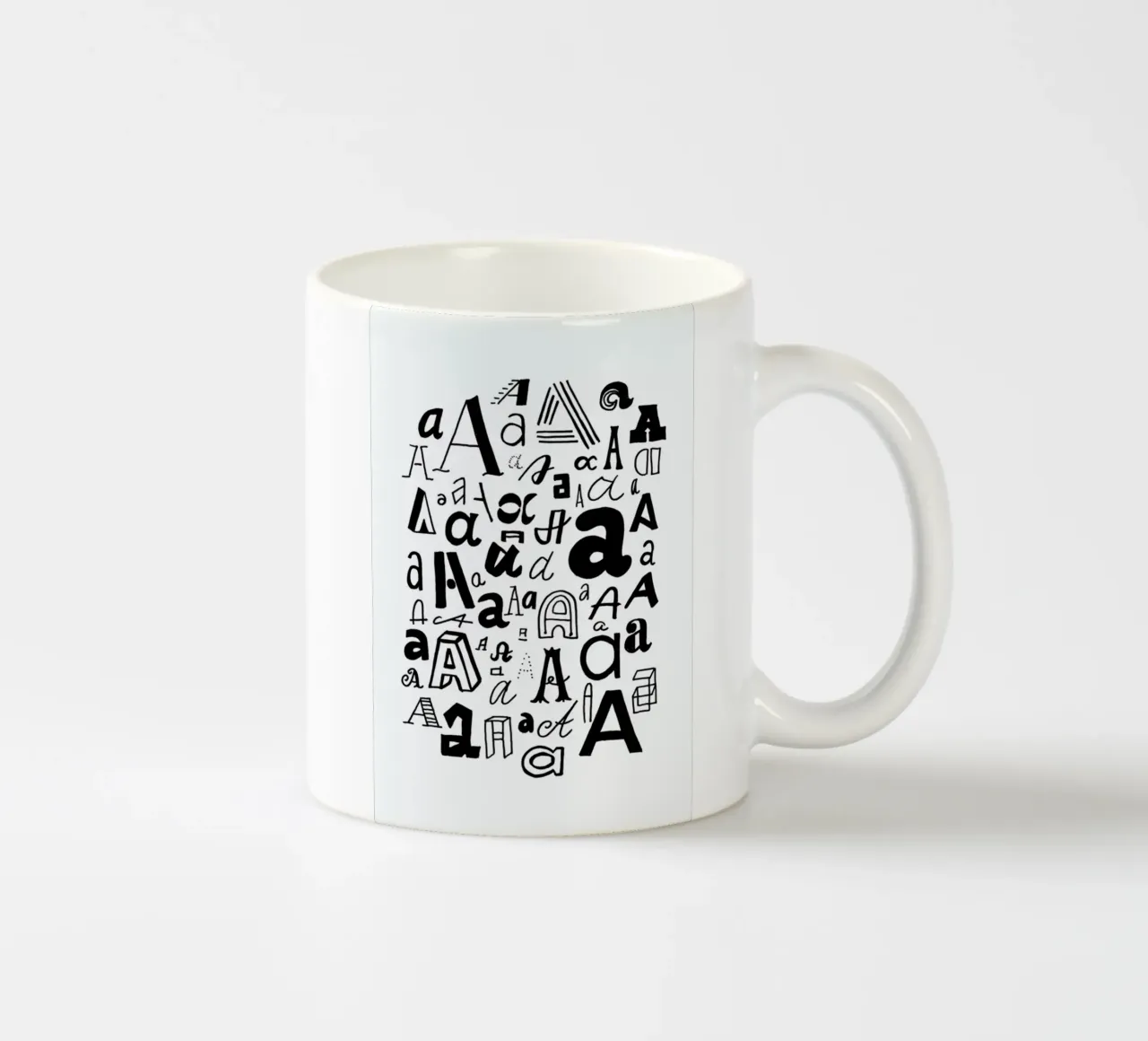 Aa tazza in ceramica da petiteCAPS