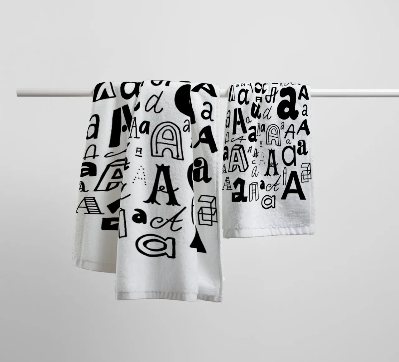 Aa Handtuch von petiteCAPS