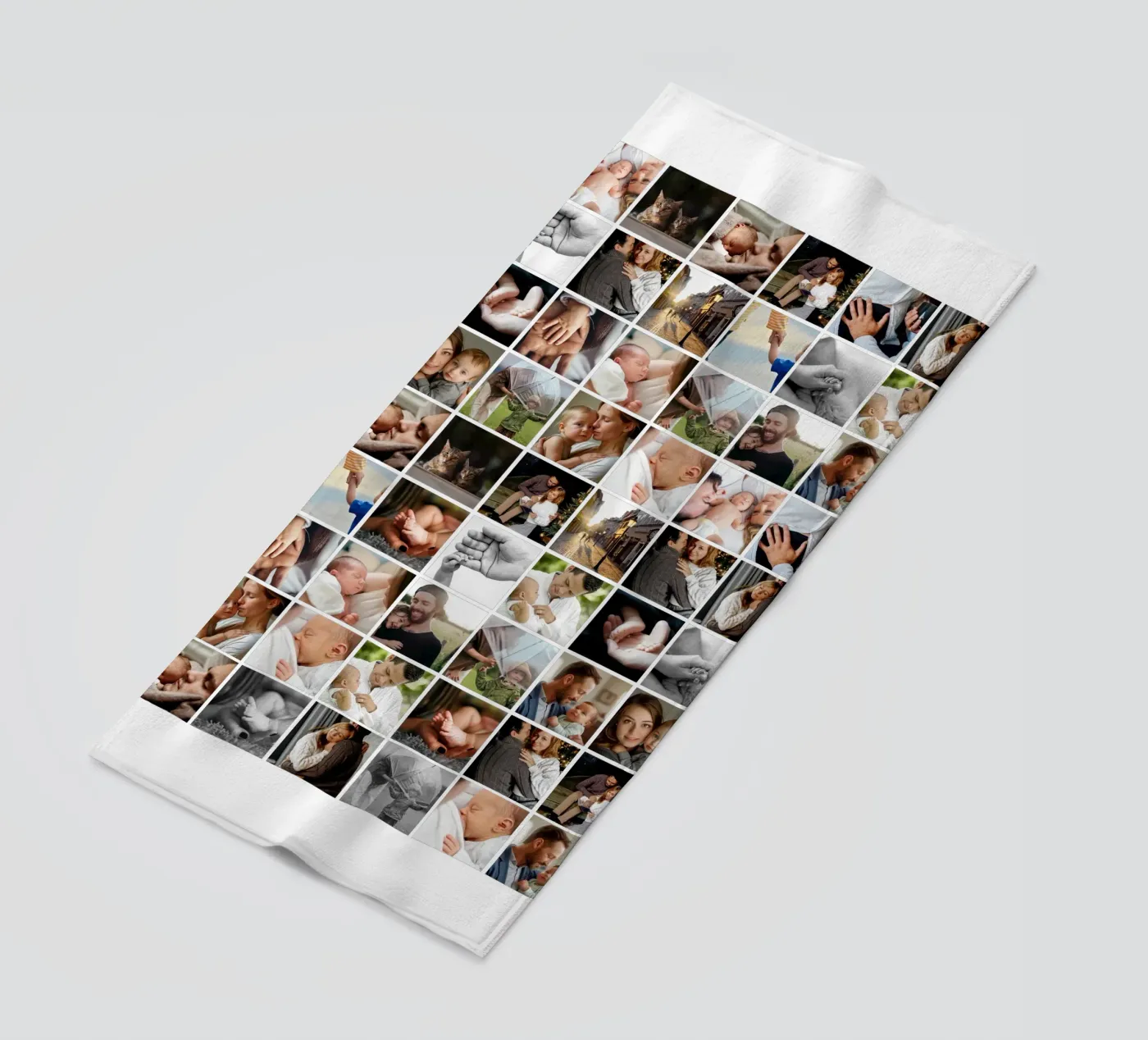 Our Year Strandtuch von we line studio - design