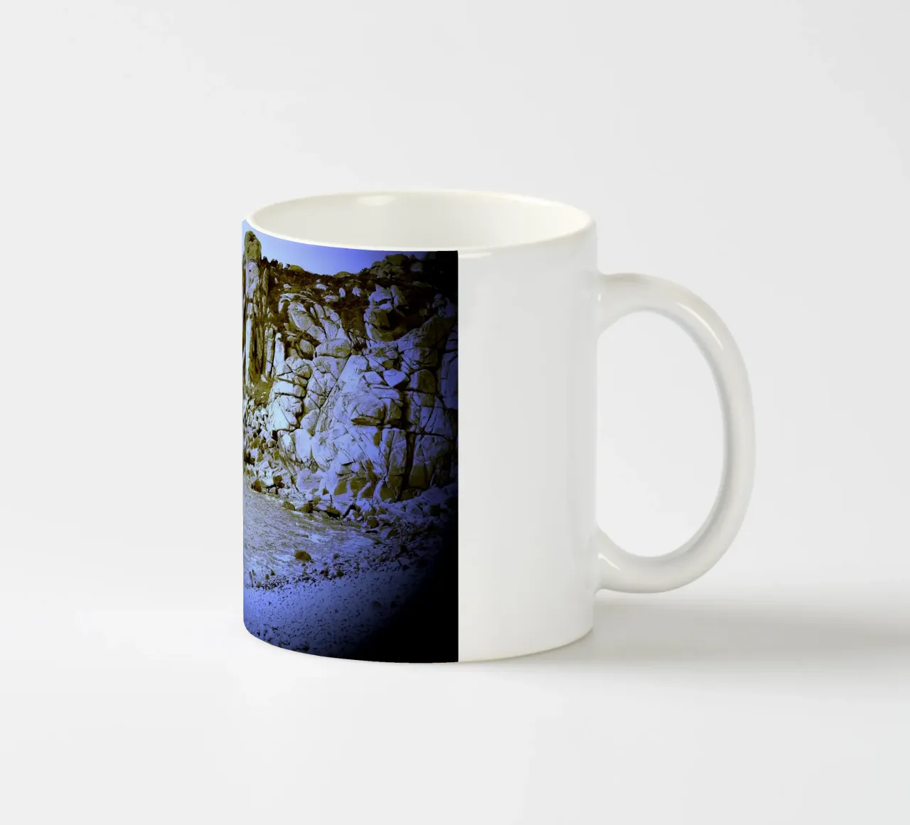 FAA205 ceramic mug by Thierry vobmann photography