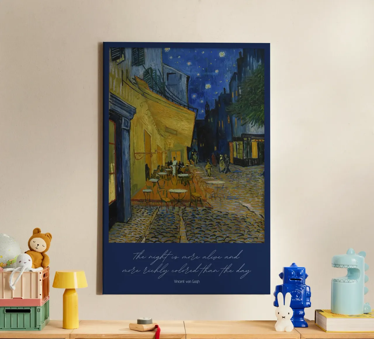 Vincent van Gogh: Cafeterrasse am Abend tela con Cornice a cassetta da Little Art Histories