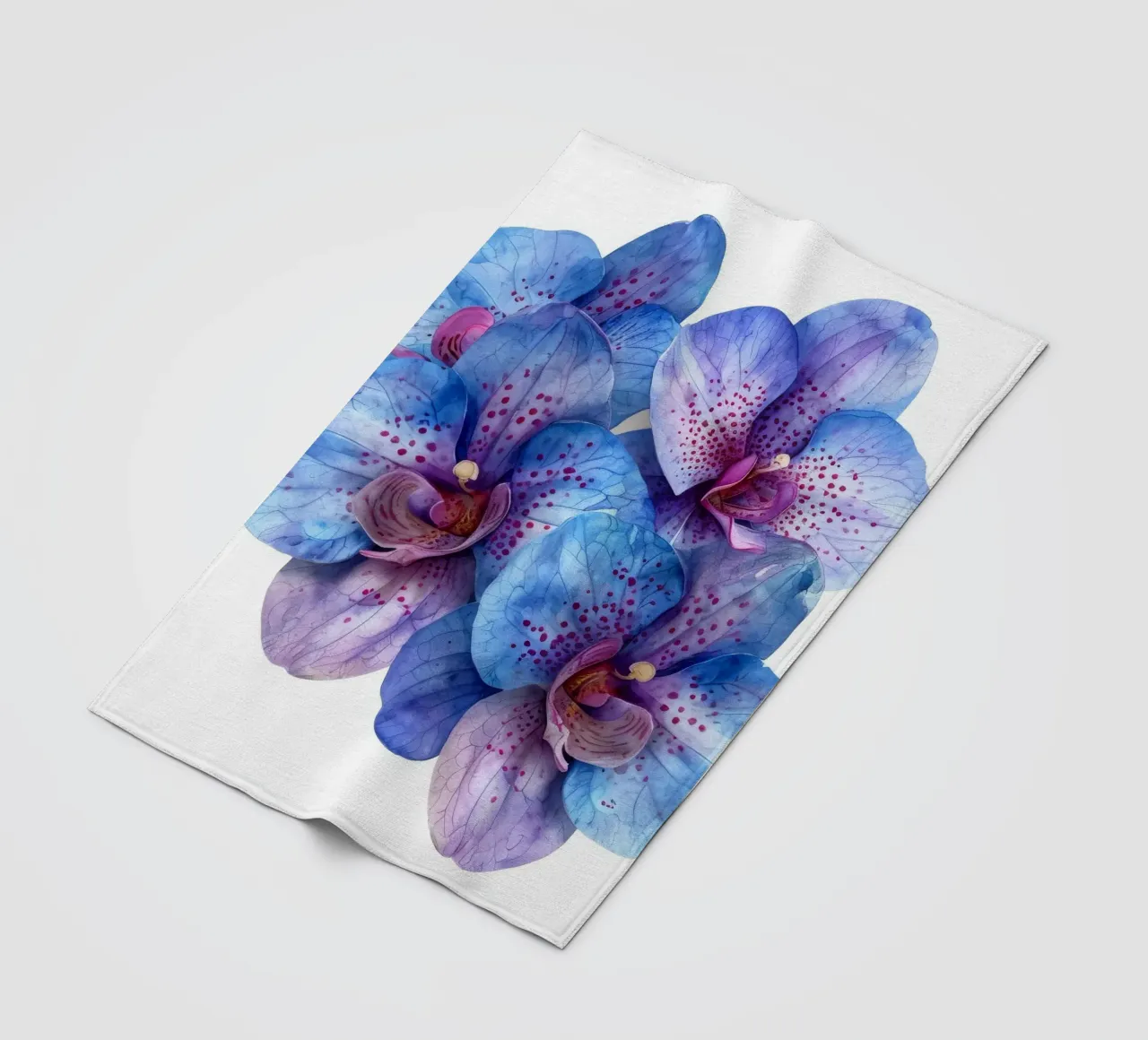 Fiore di orchidea 2 coperta in pile da Bold Blooms