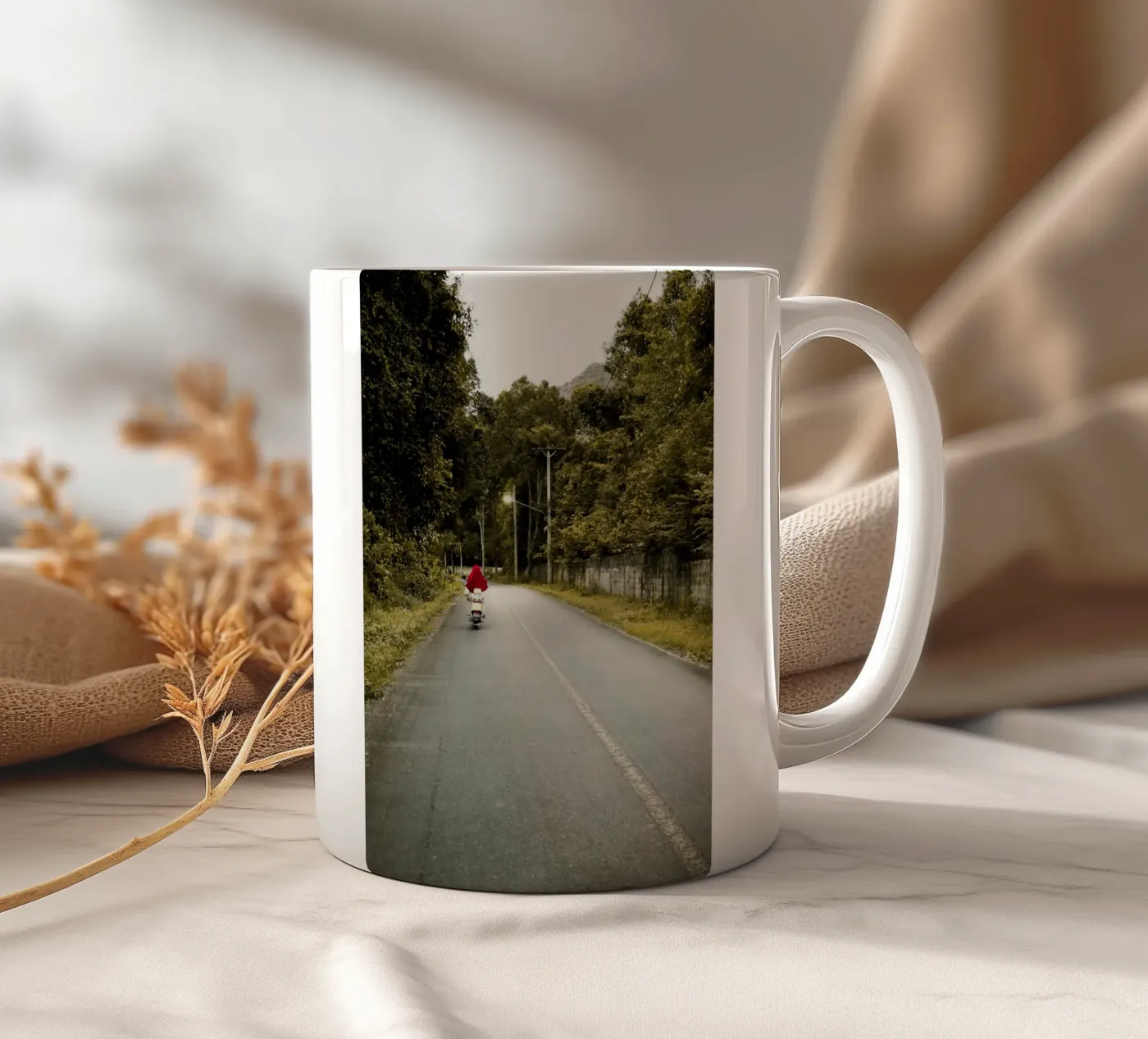 Rouge ceramic mug by G.W