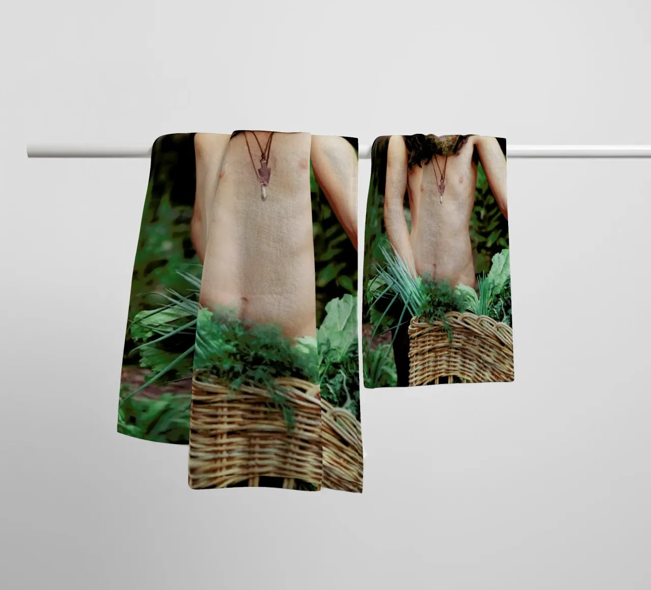 Postiche 2 serviette de bain de Julian Wolkenstein