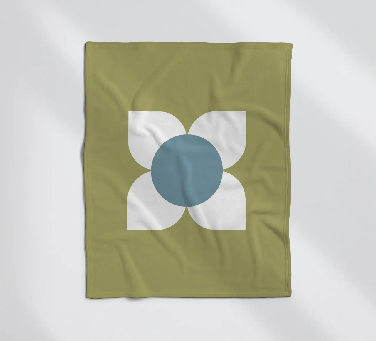Sage Bloom Harmony - Floreale geometrico moderno di metà secolo coperta in pile da susanacosta