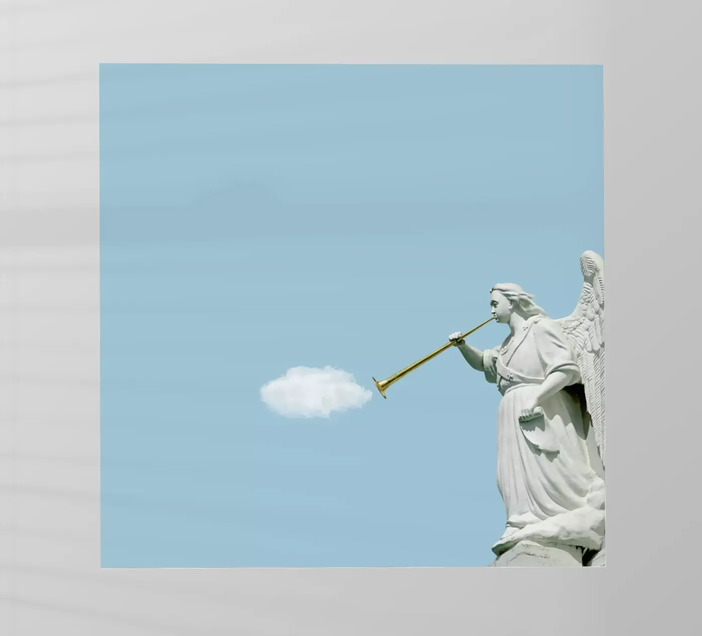 Anthem pellicola backlit da Rafael Burato