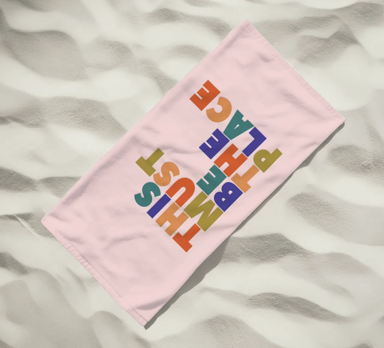 This Must Be The Place – Retro Chunky Typography Print telo mare da showmemars