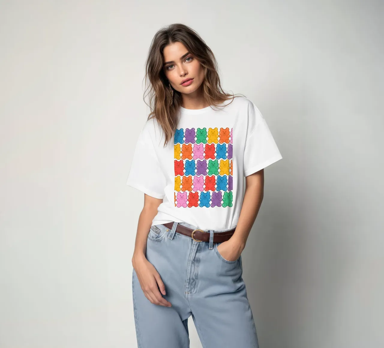 Colorful Gummy Bear Pattern – Fun & Playful Retro Print t-shirt da showmemars