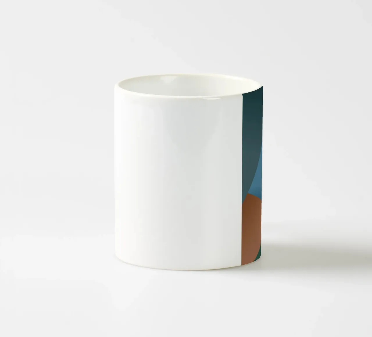 Forme geometriche colorate e un cuore rosso tazza in ceramica da Something for you