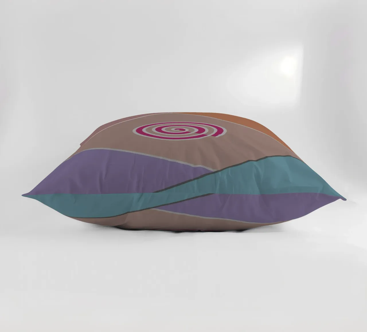 Forme geometriche colorate e una spirale rosa cuscino da Something for you