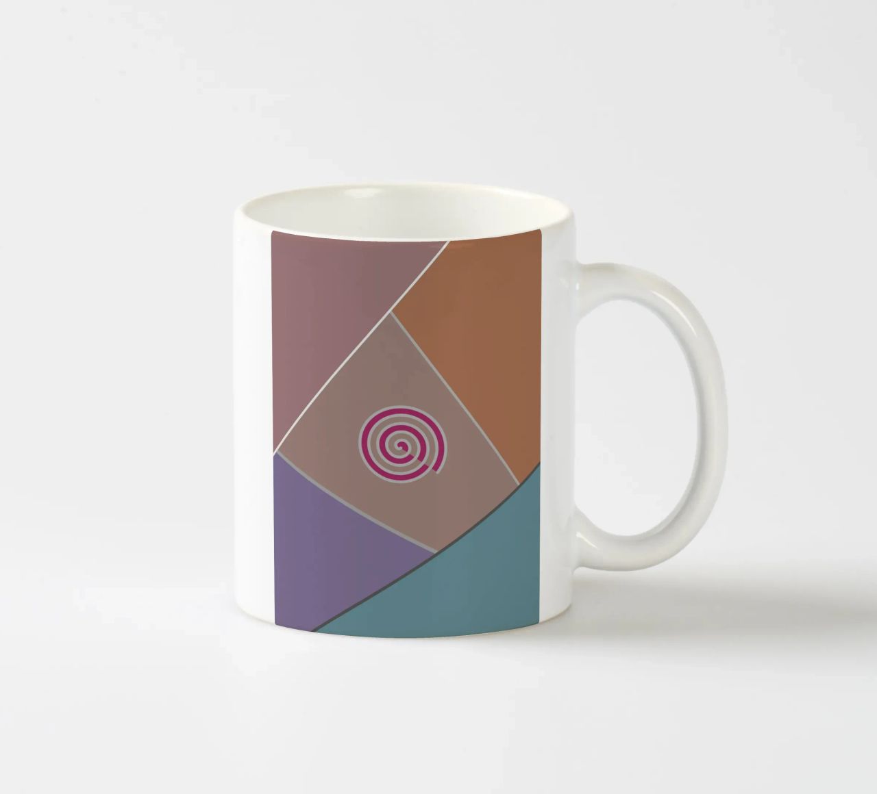 Forme geometriche colorate e una spirale rosa tazza in ceramica da Something for you