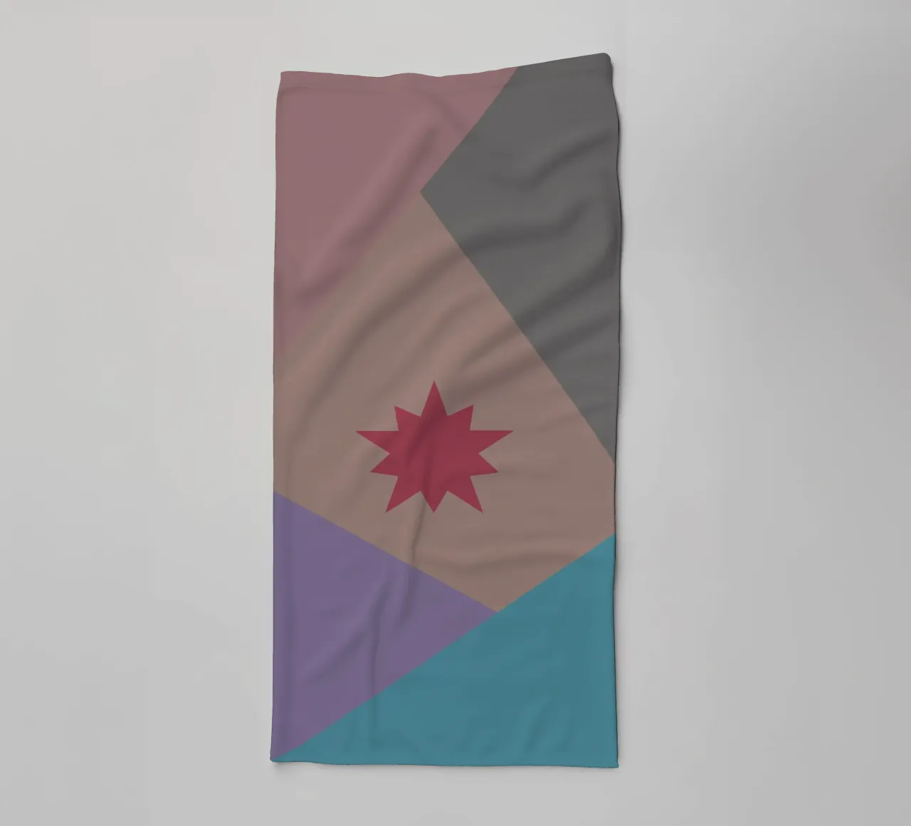 Forme geometriche colorate e una stella rosa asciugamano da bagno da Something for you