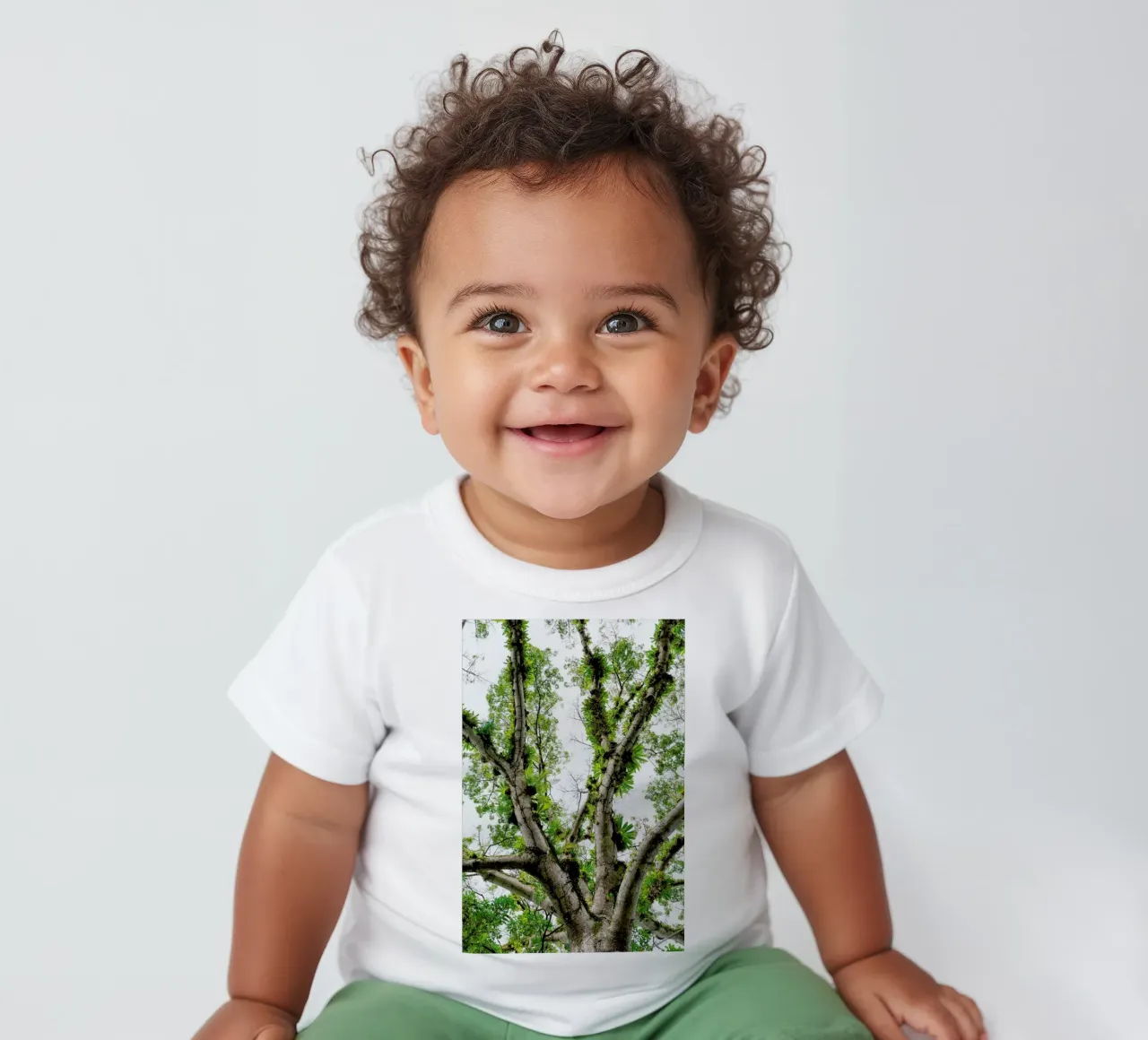 Jungle Tree maglietta neonato da Curious Collections by Marielle Leenders