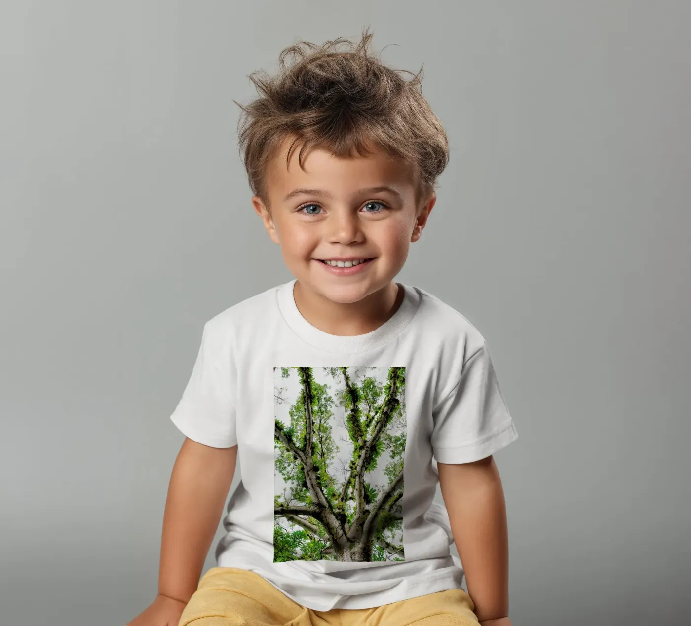 Jungle Tree t-shirt bambini da Curious Collections by Marielle Leenders
