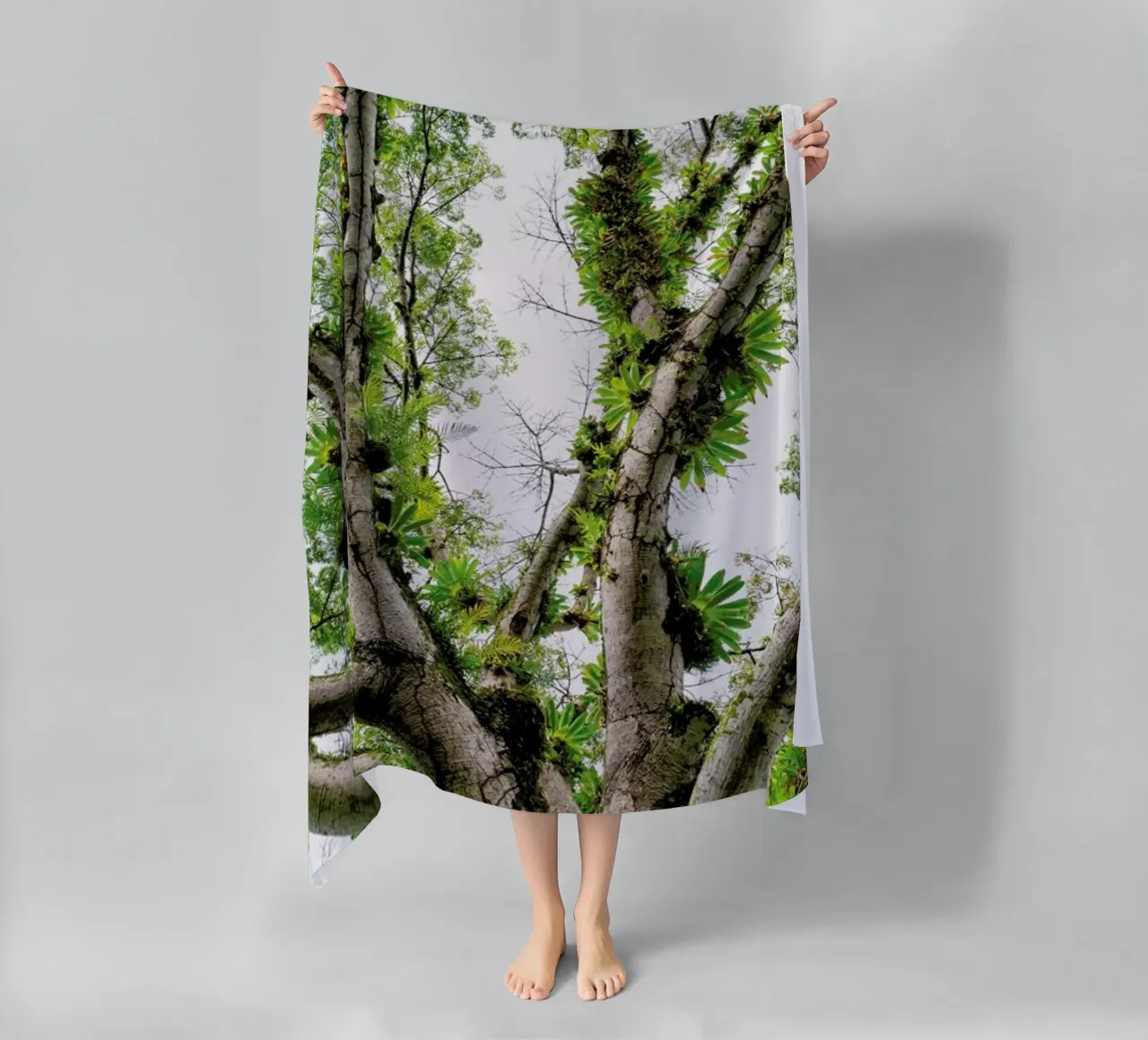 Jungle Tree telo mare da Curious Collections by Marielle Leenders