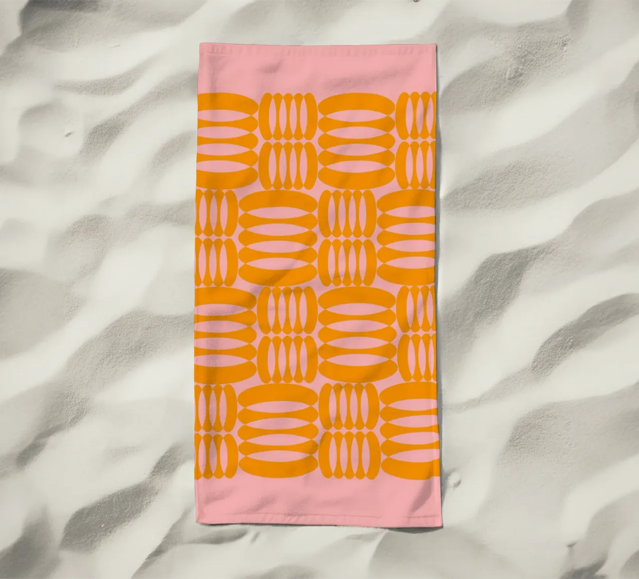 Abstract Pink & Orange Print – Vibrant, Bold, and Expressive telo mare da PrintCessStudio