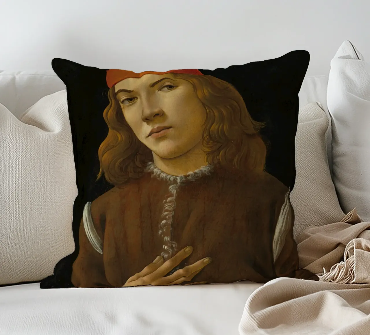 Sandro Botticelli - Ritratto di giovane uomo cuscino da Timeless Artworks