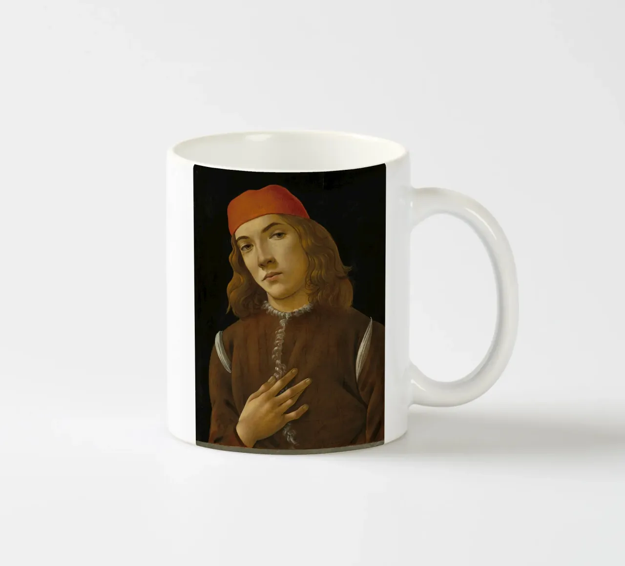 Sandro Botticelli - Ritratto di giovane uomo tazza in ceramica da Timeless Artworks