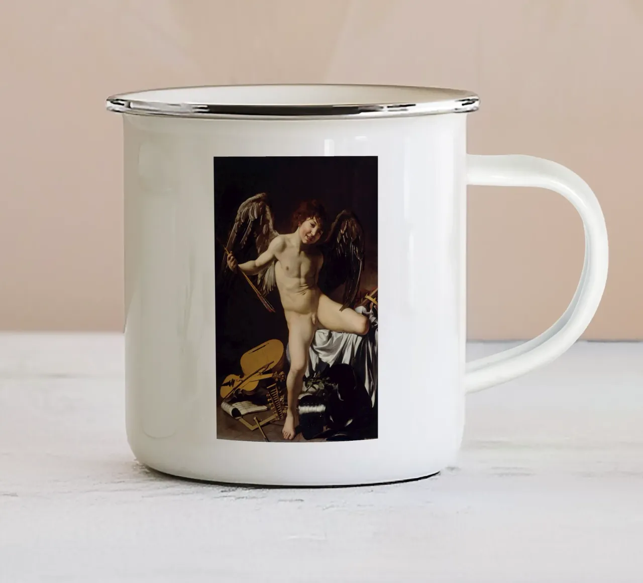 Caravaggio - Cupido come vincitore L'amore vince tutto tazza in smalto da Timeless Artworks