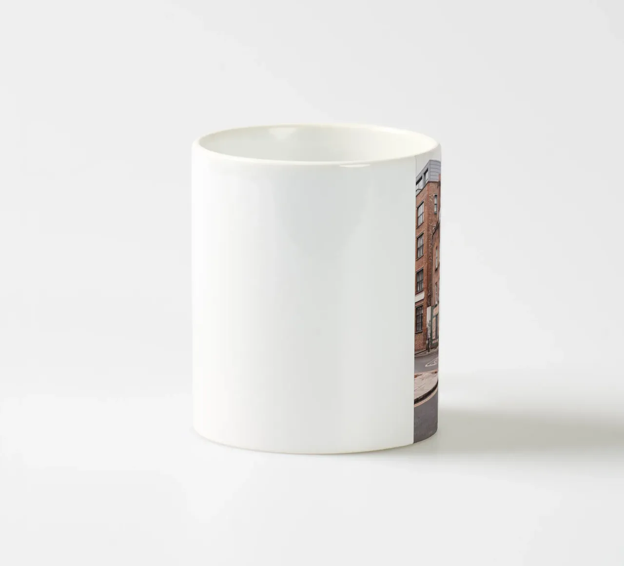 Londra, Inghilterra I Architettura in mattoni a Spitafields tazza in ceramica da Julie Travel Photography