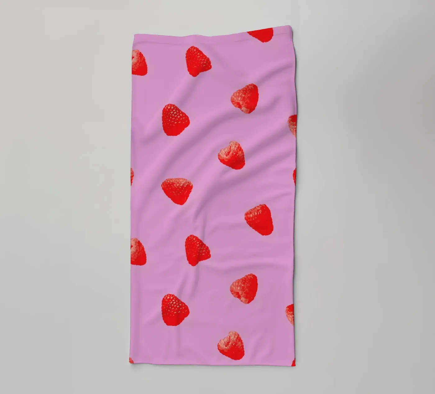 Raspberry Heaven badhanddoek van STUDIO LEEMO