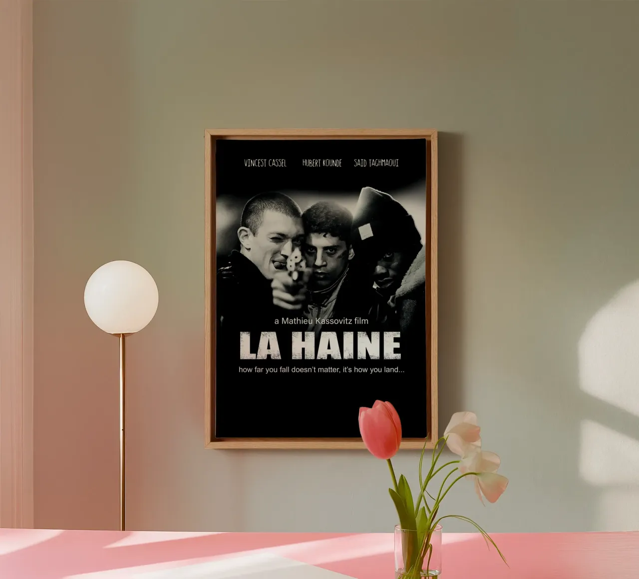 La Haine tela con Cornice a cassetta da Attaboy Dsgn