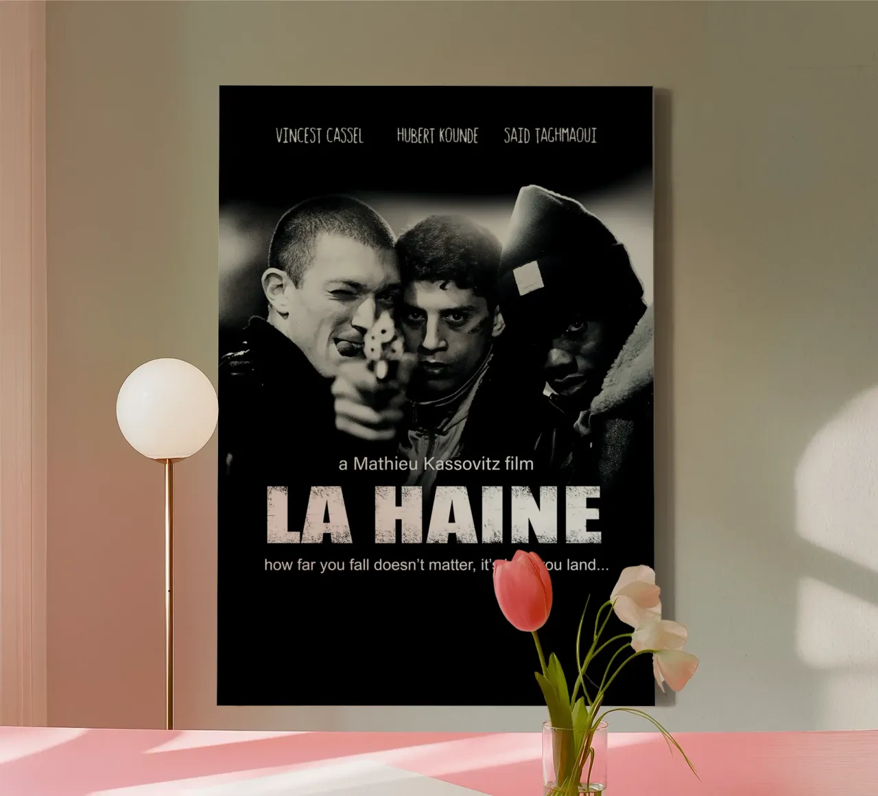 La Haine tela con Cornice a cassetta da Attaboy Dsgn
