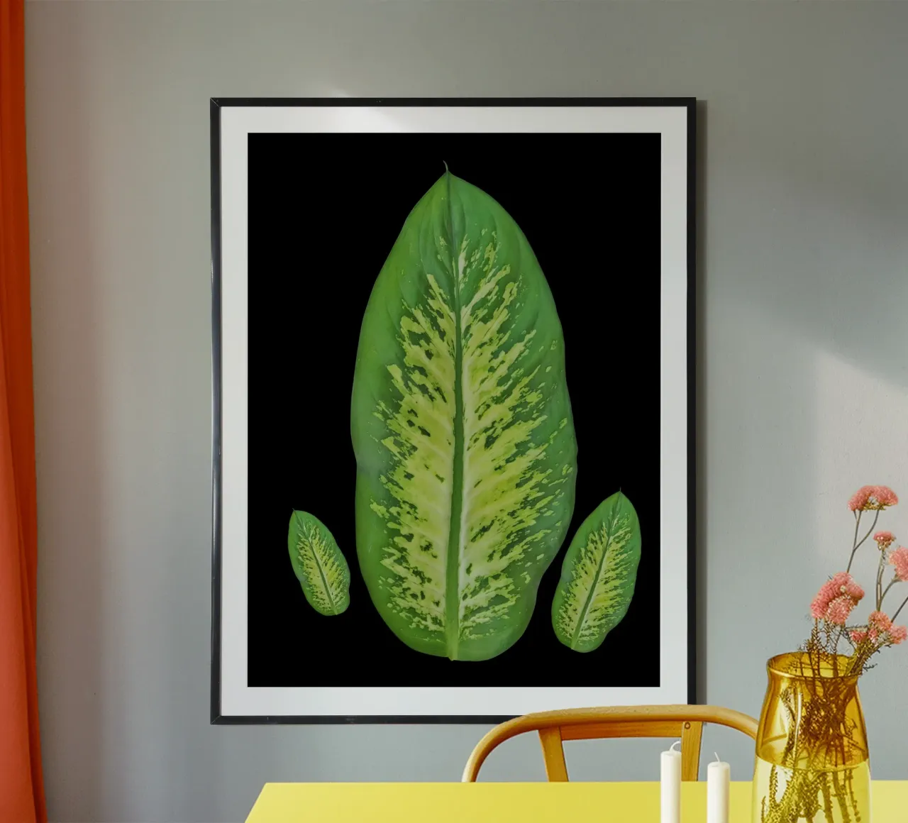 Large green leaf poster con marco de plástico de LisaArtes