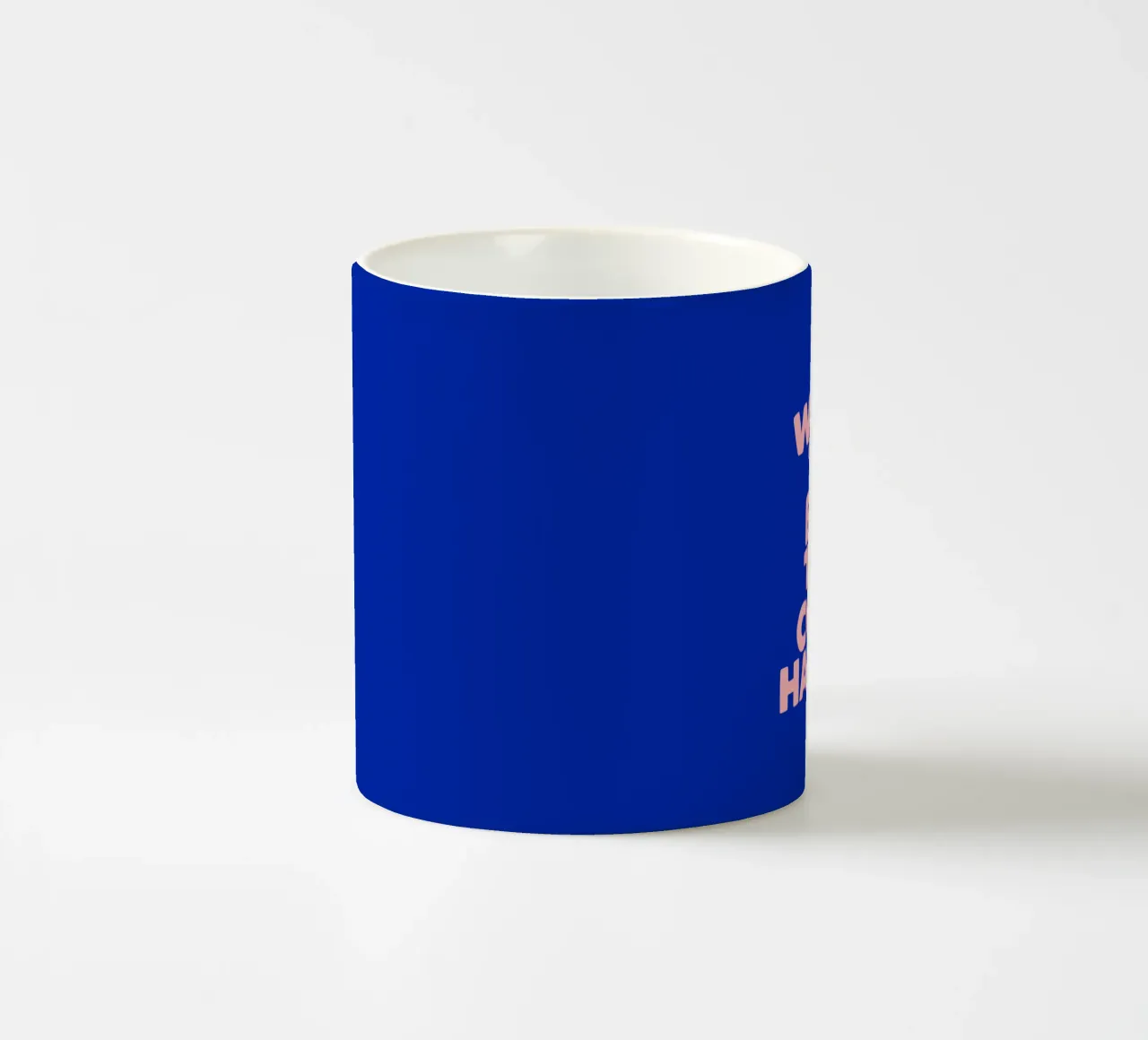Whats The Best That Could Happen Typografie Ontwerp in Blauw keramische mok van THE MOTIVATED TYPE