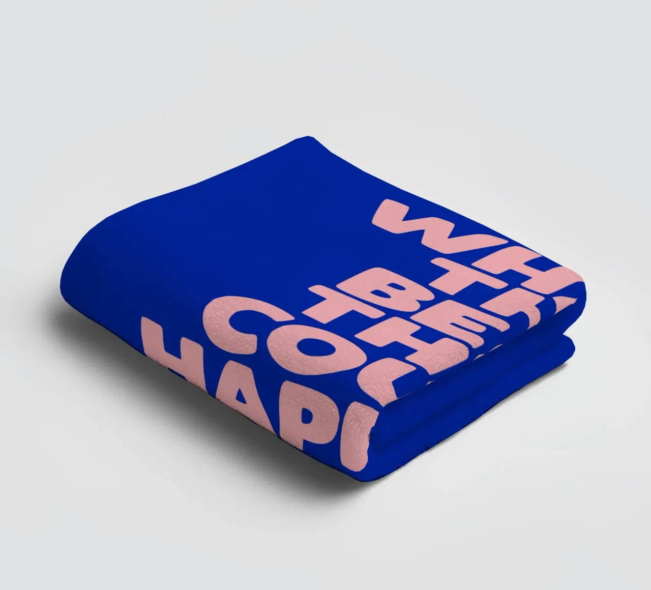 Whats The Best That Could Happen Typografie Ontwerp in Blauw badhanddoek van THE MOTIVATED TYPE