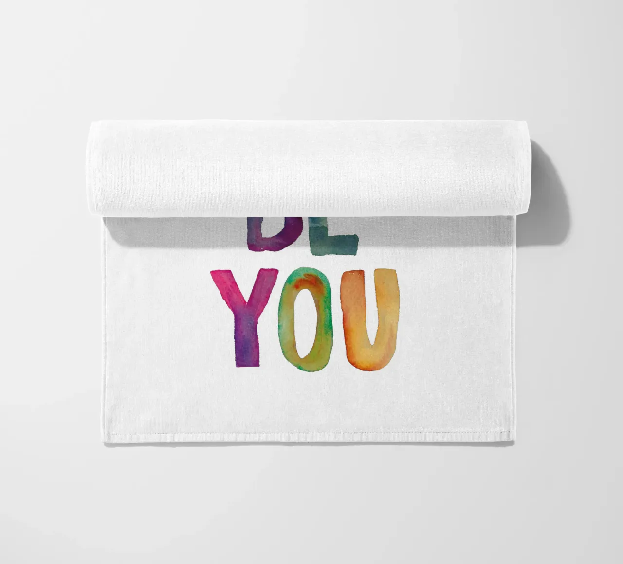 Just Be You - Design tipografico arcobaleno per bambini telo mare da THE MOTIVATED TYPE