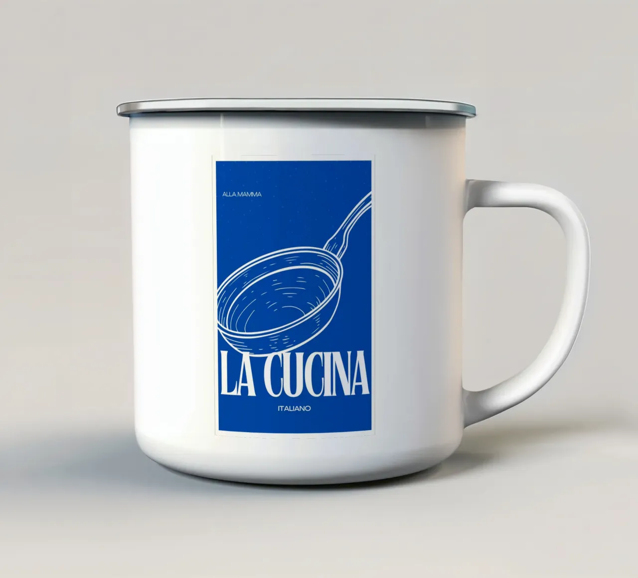 La Cucina Print – Classic, Cozy, and Timelessly Italian tazza in smalto da PrintCessStudio