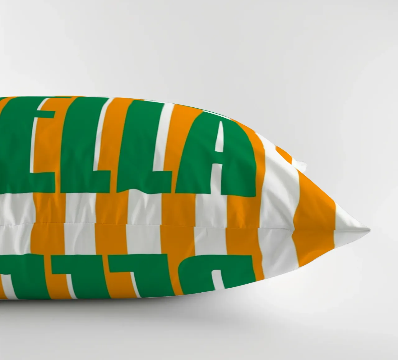 "Ciao Bella" – Bold and Bright Stripe Print cuscino da PrintCessStudio