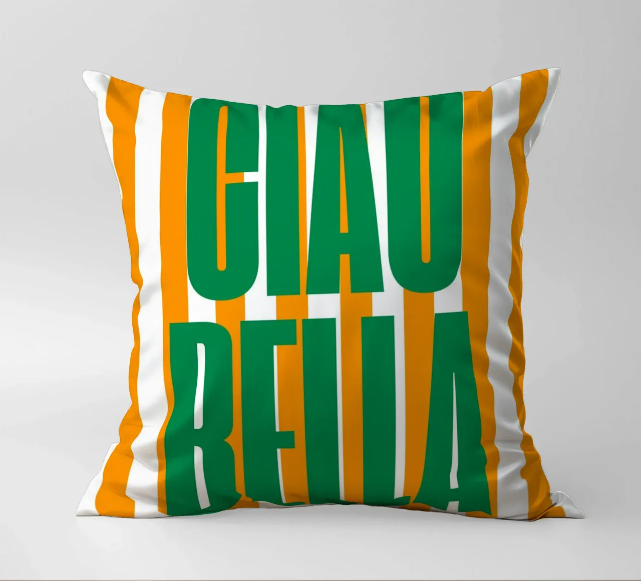 "Ciao Bella" – Bold and Bright Stripe Print cuscino da PrintCessStudio