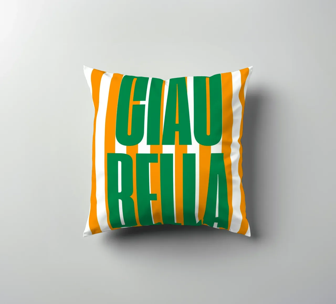 "Ciao Bella" – Bold and Bright Stripe Print cuscino da PrintCessStudio