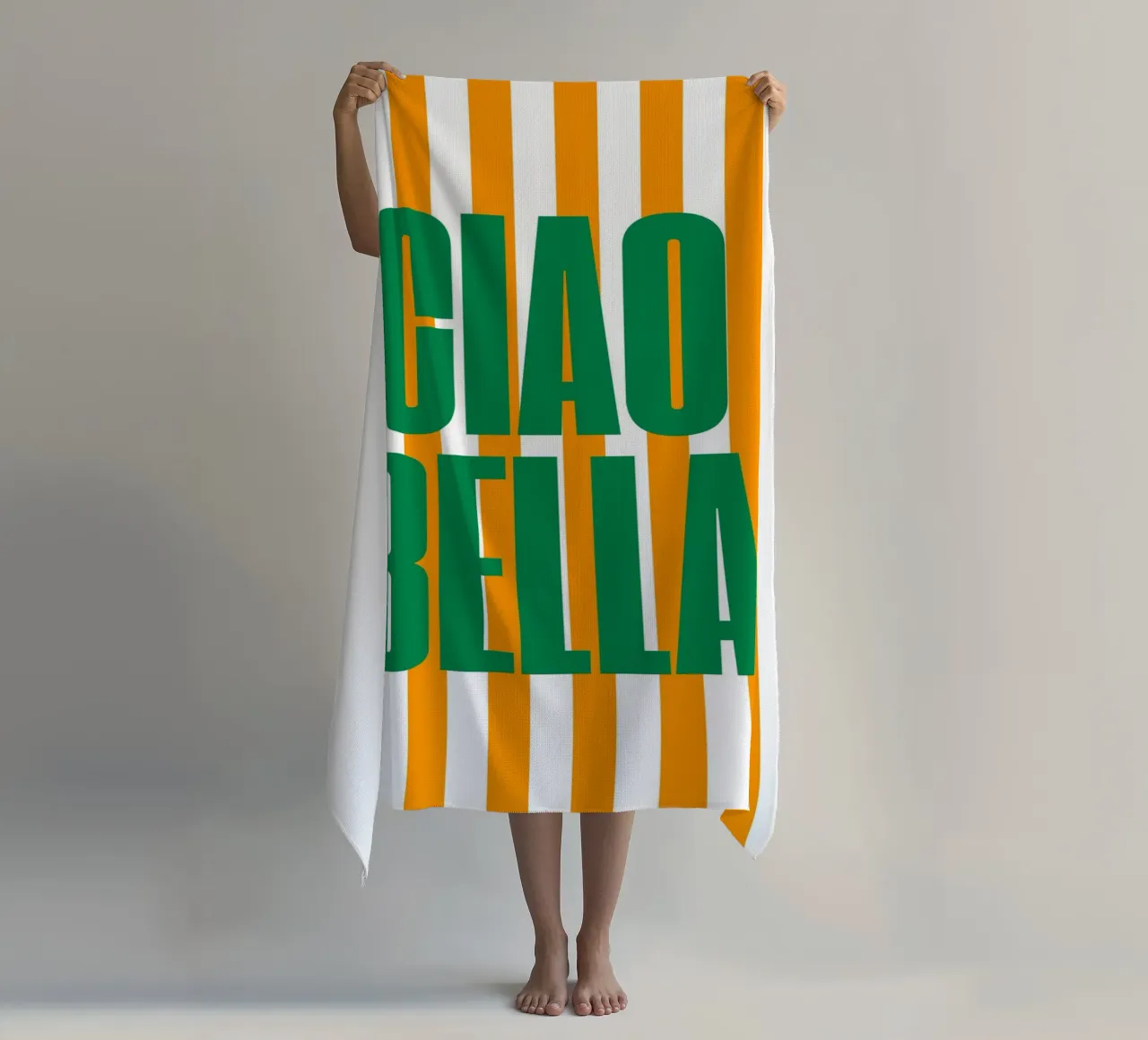 "Ciao Bella" – Bold and Bright Stripe Print telo mare da PrintCessStudio