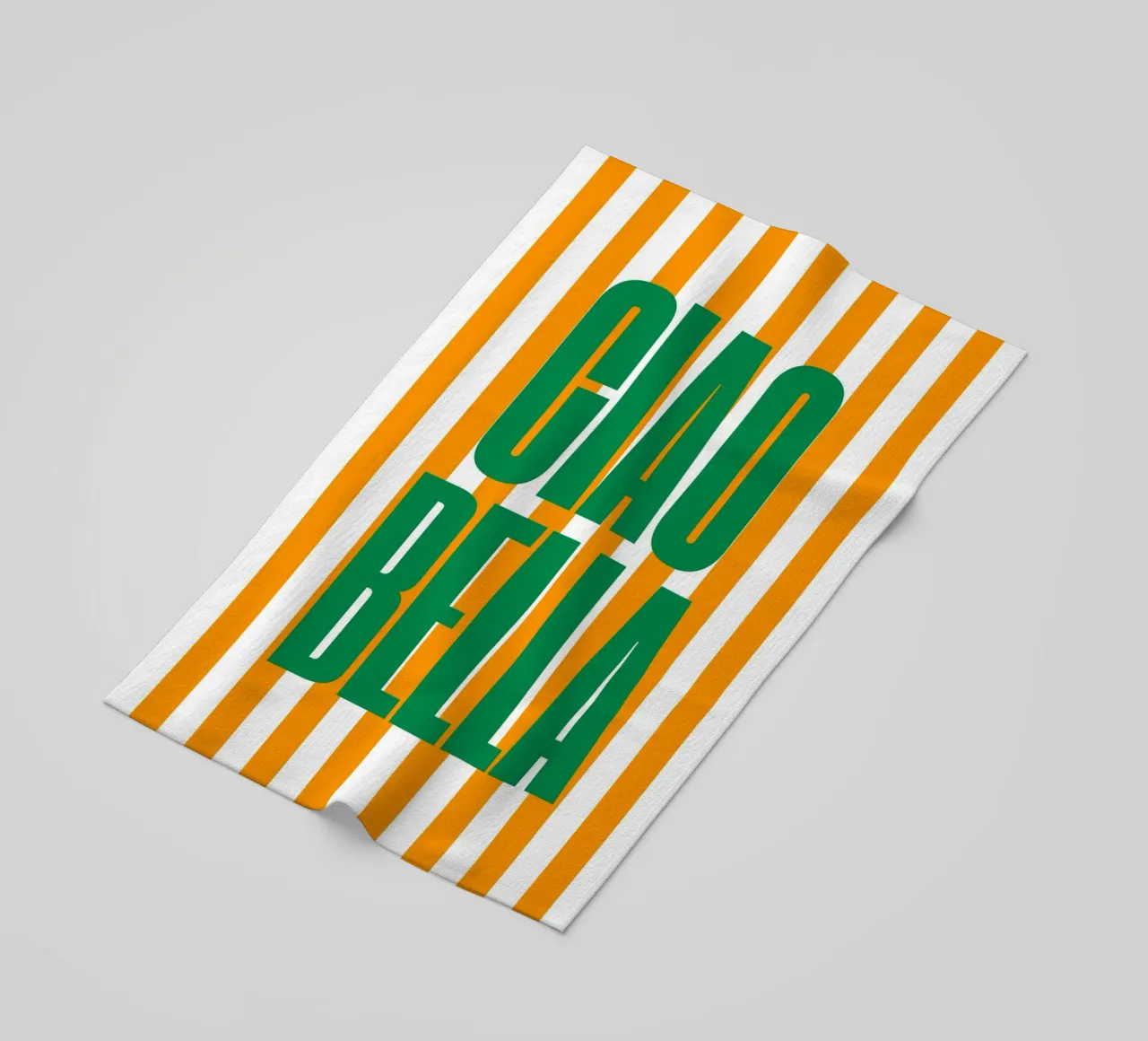 "Ciao Bella" – Bold and Bright Stripe Print telo mare da PrintCessStudio