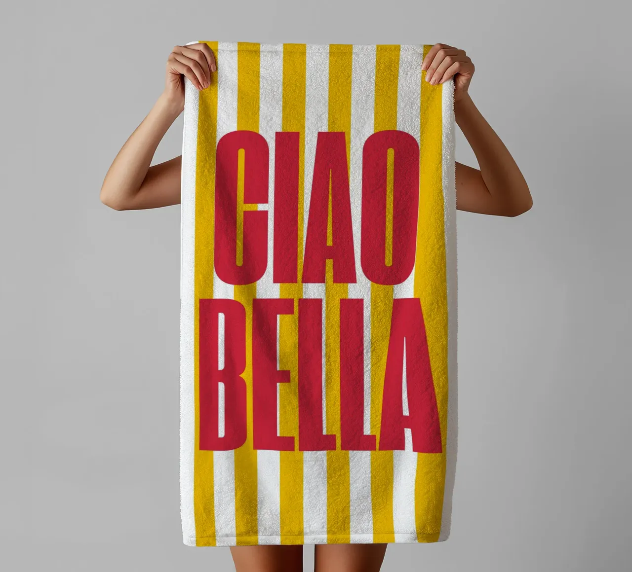 "Ciao Bella" – Vibrant Stripe Statement Print Handtuch von PrintCessStudio