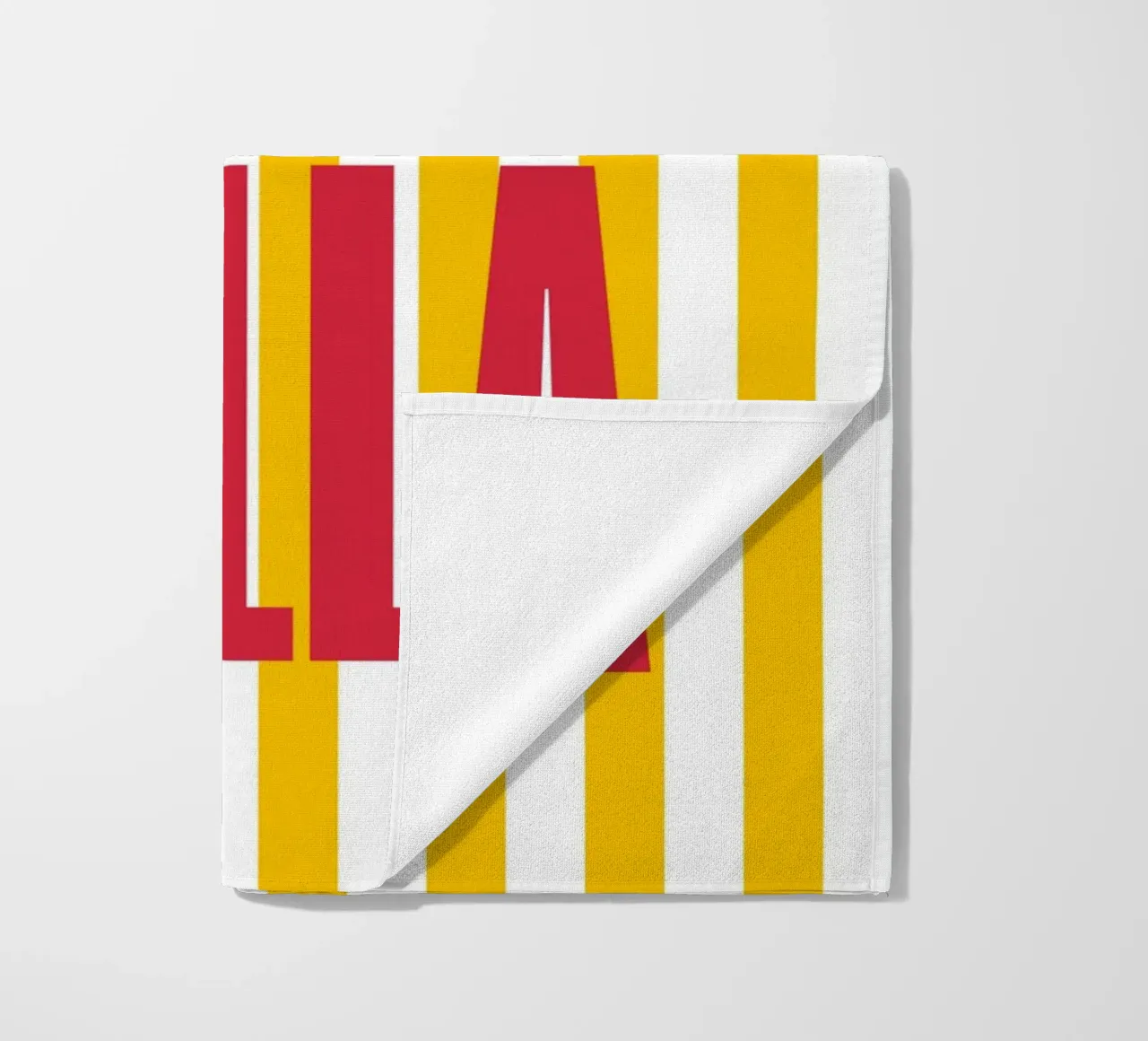 "Ciao Bella" – Vibrant Stripe Statement Print telo mare da PrintCessStudio