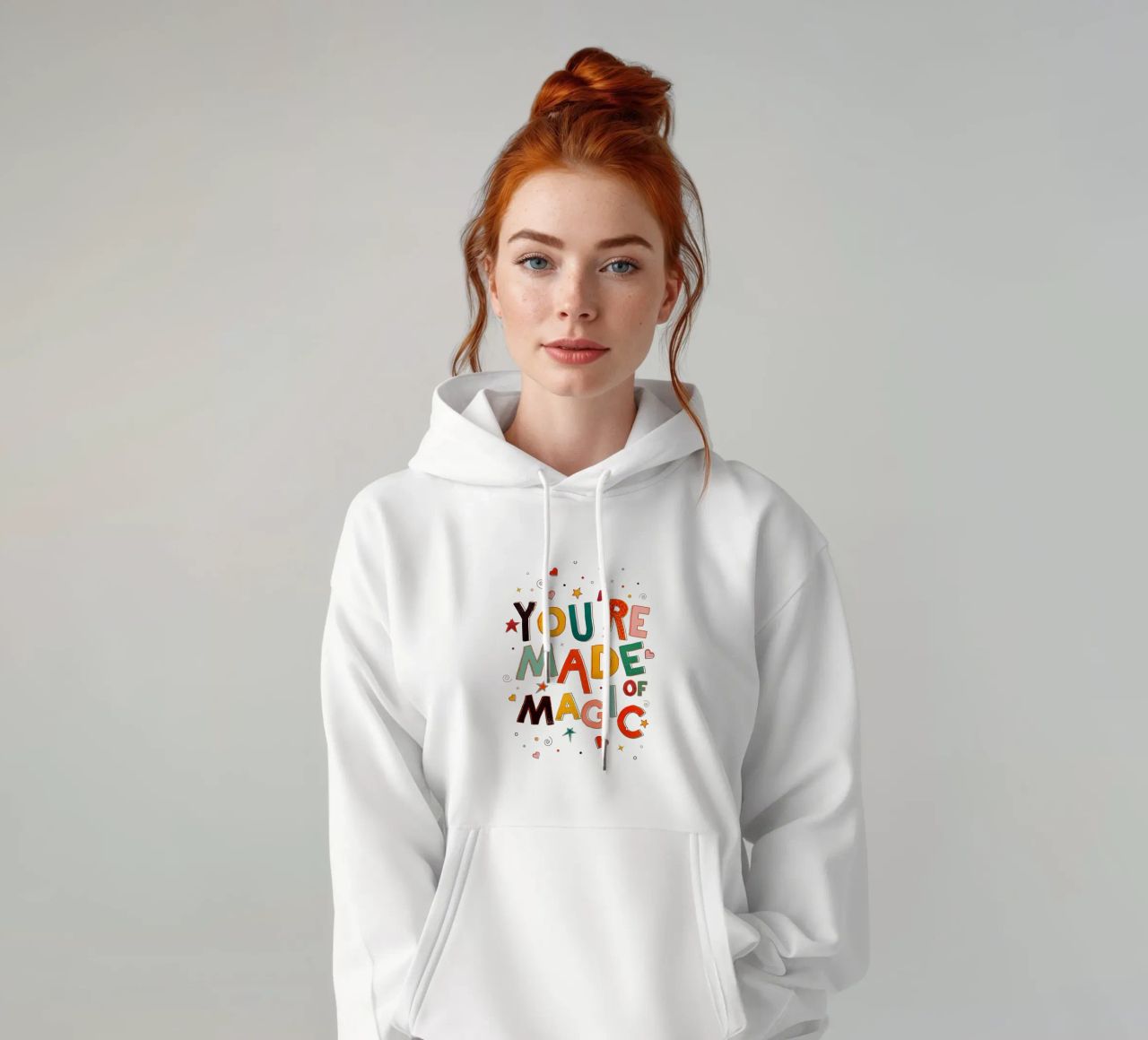 YOU'RE MADE OF MAGIC - colorful letters felpa con cappuccio da showmemars