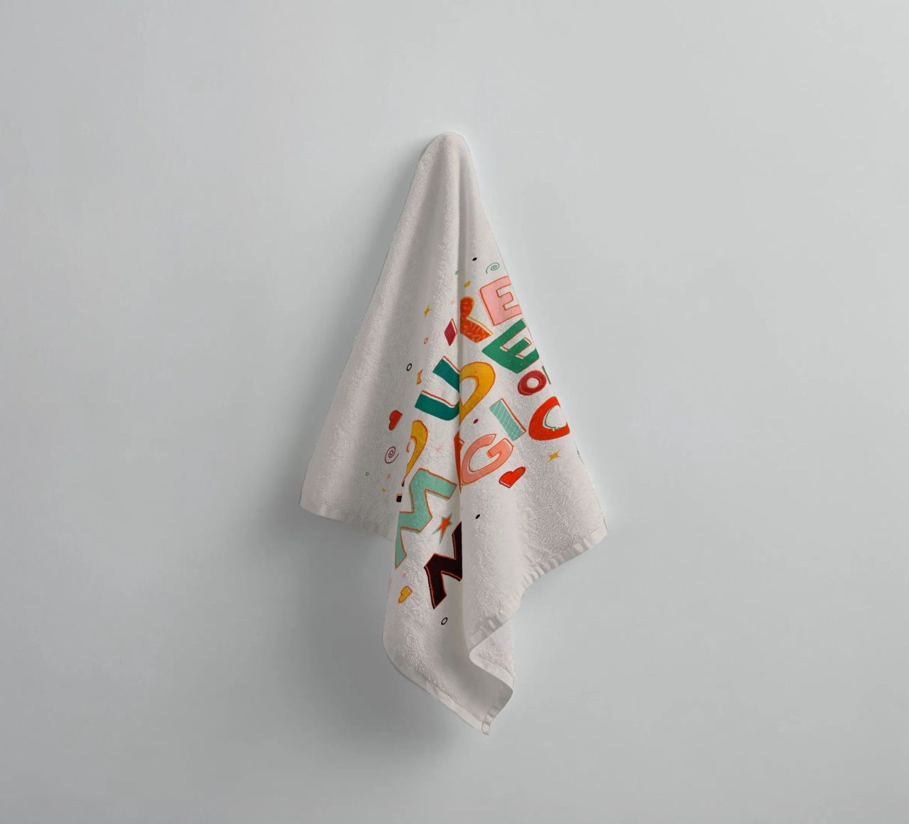 YOU'RE MADE OF MAGIC - colorful letters asciugamano da bagno da showmemars