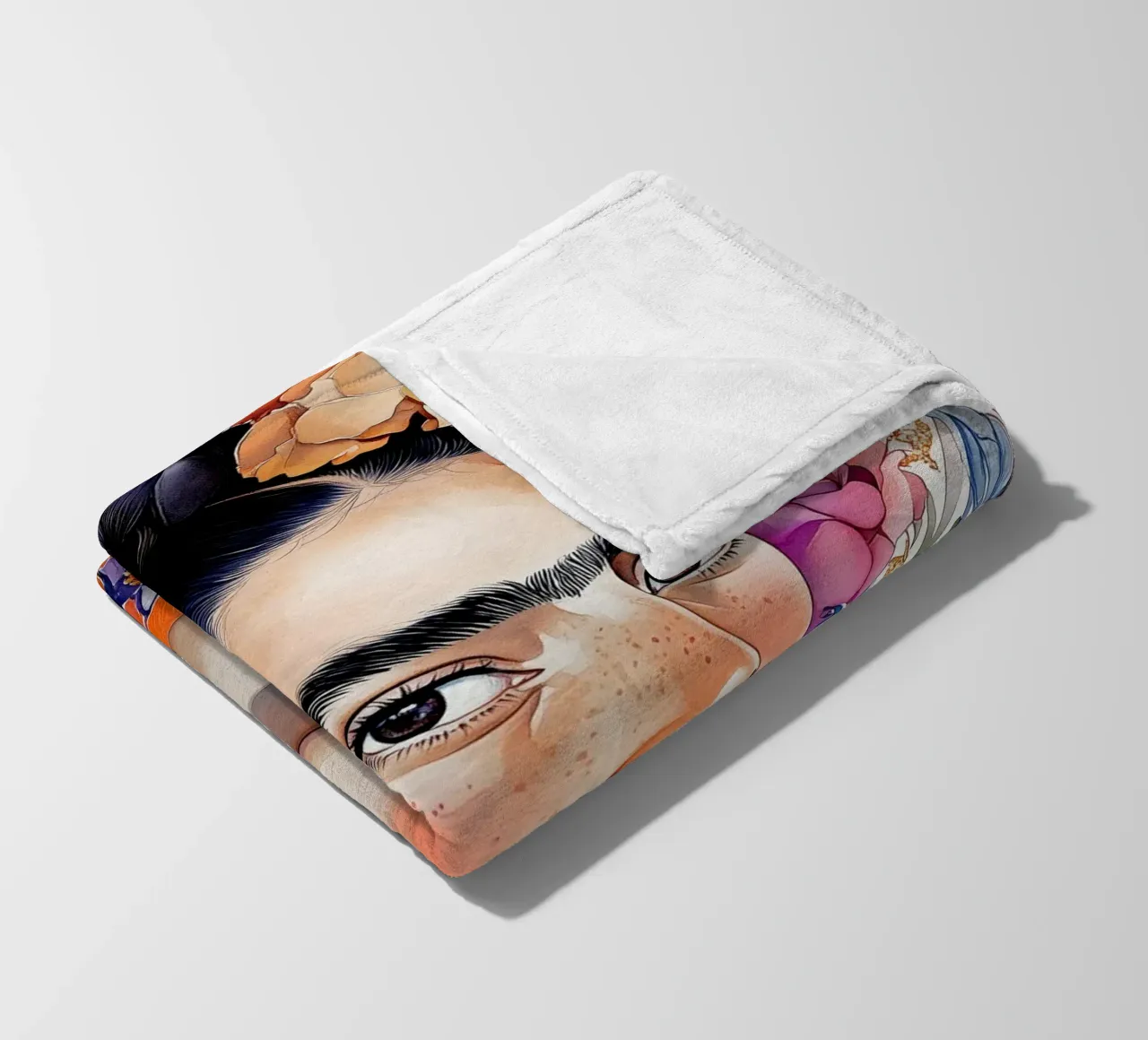 Ritratto di donna con fiori coperta in pile da Justyna Jaszke JBJart