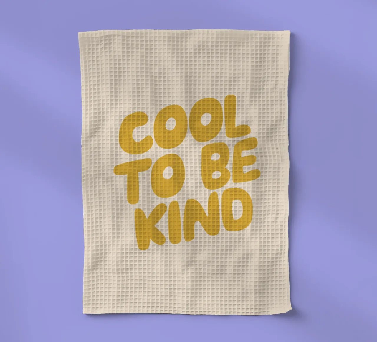 Cool to Be Kind Typographie Design en jaune torchon de THE MOTIVATED TYPE