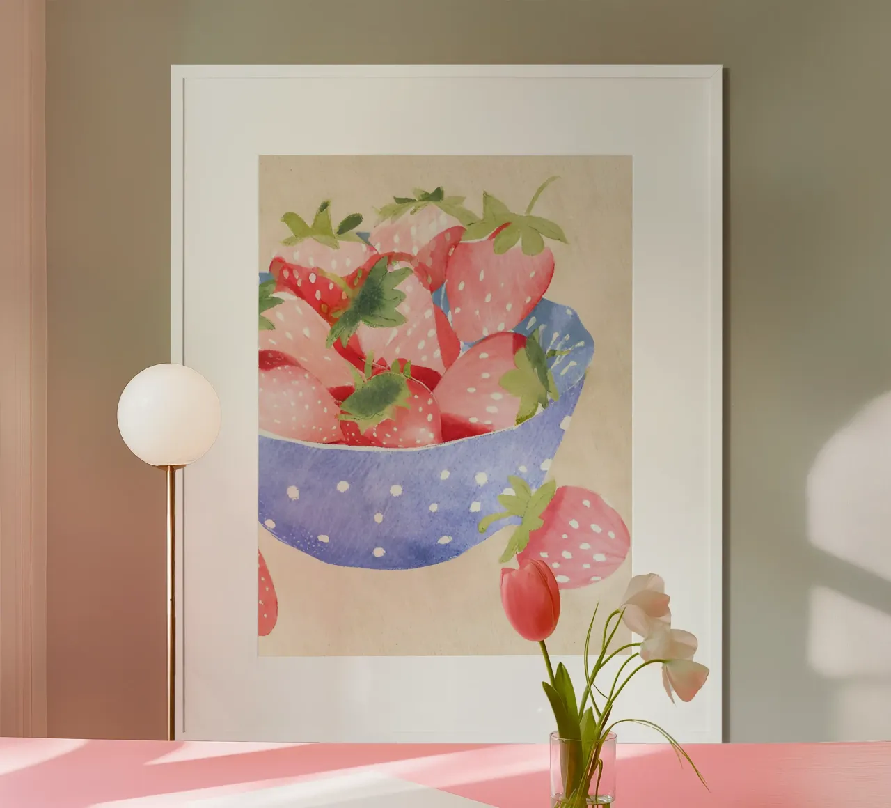 Schale mit Erdbeeren poster con telaio in plastica da Ohkimiko