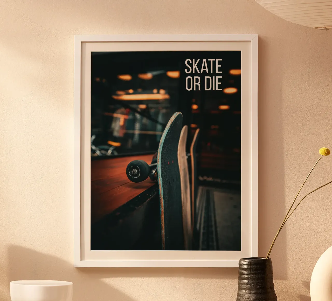 Skate or Die poster con telaio in alluminio da Flo Klein