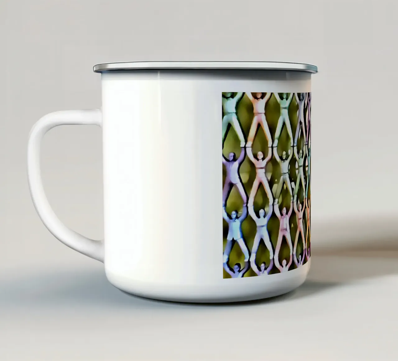 Tutti insieme tazza in smalto da Massimo Frascogna