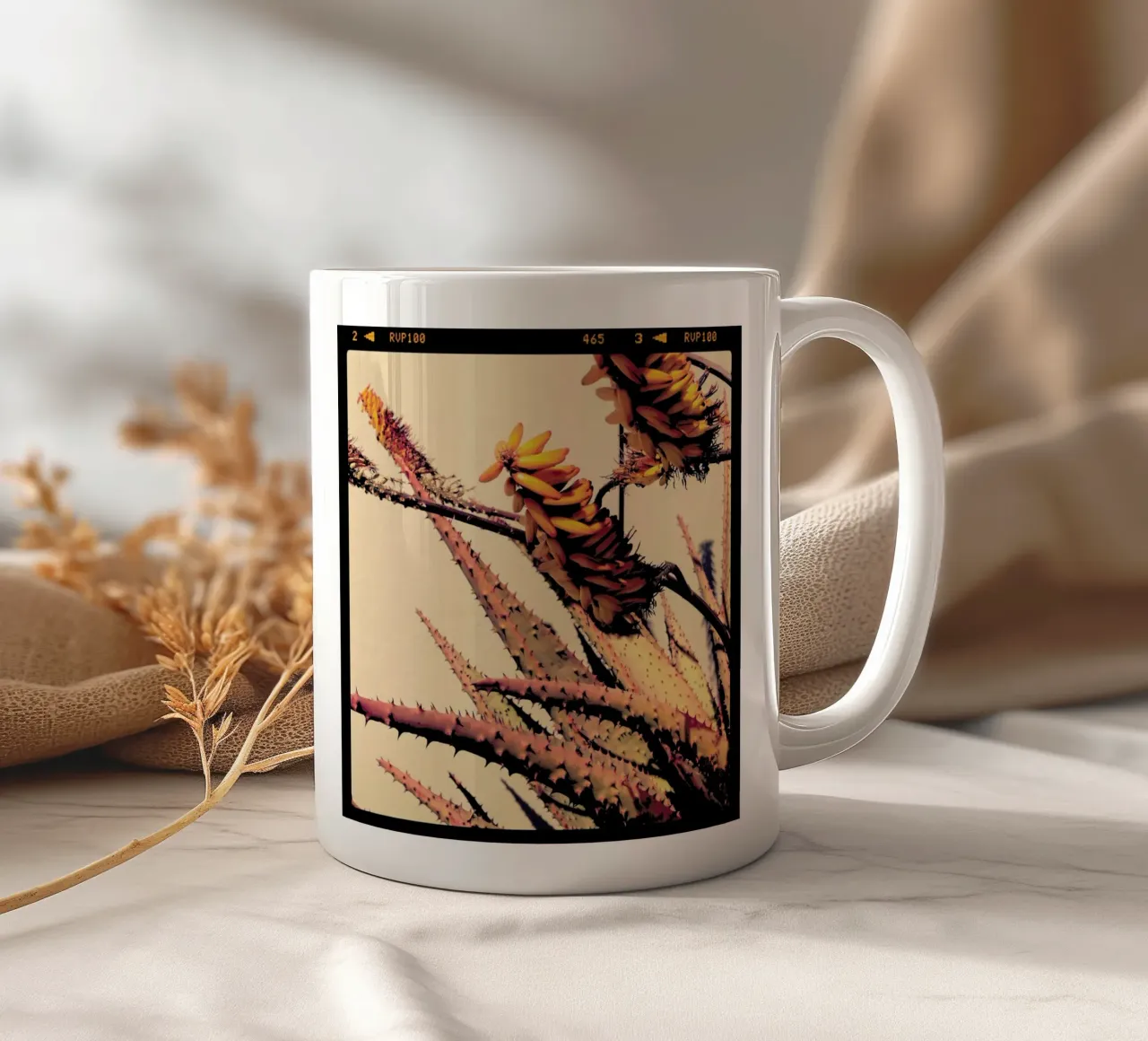 Homeland tazza in ceramica da Ballack Art House