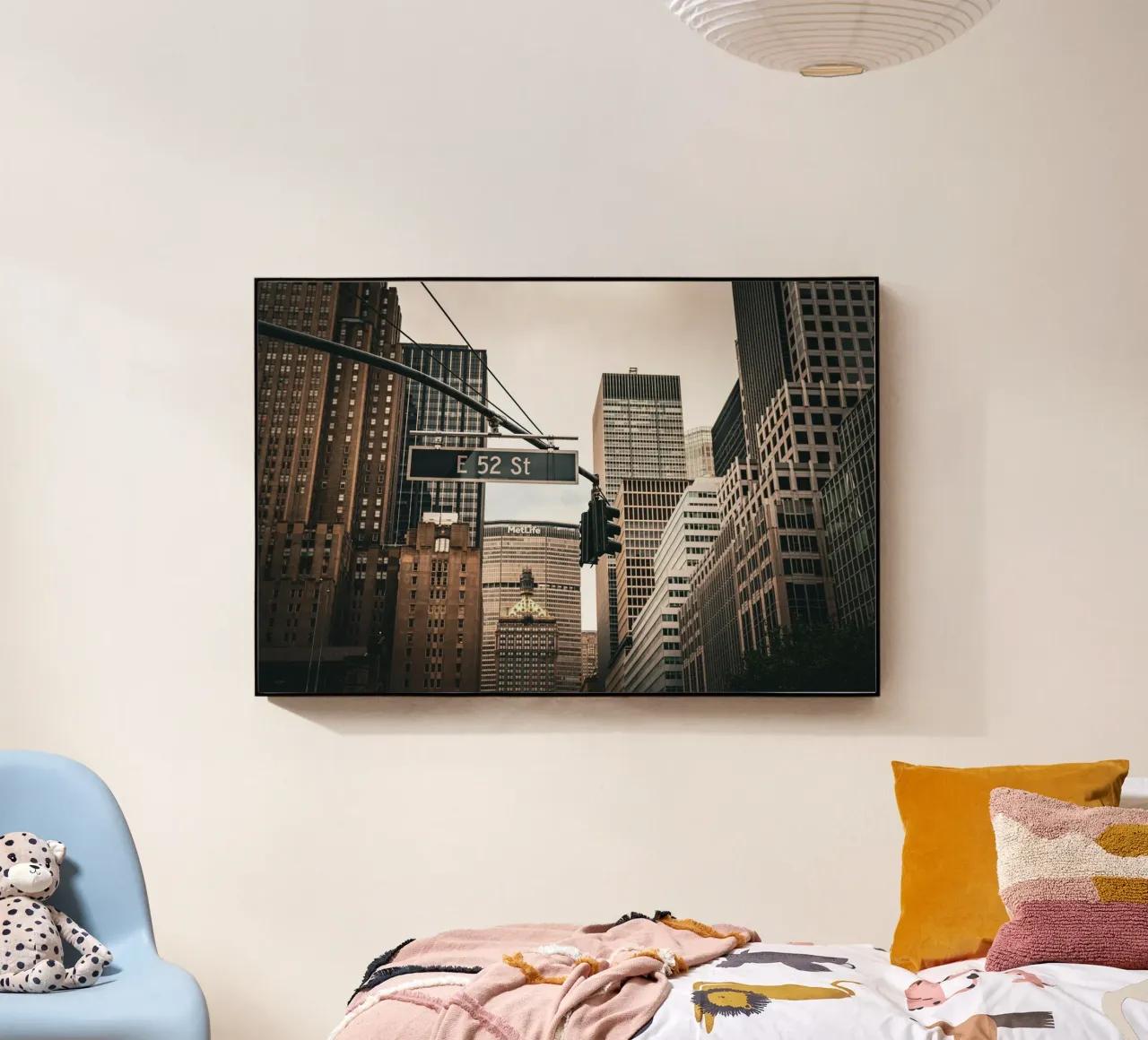 New York plexiglass da Flo Klein