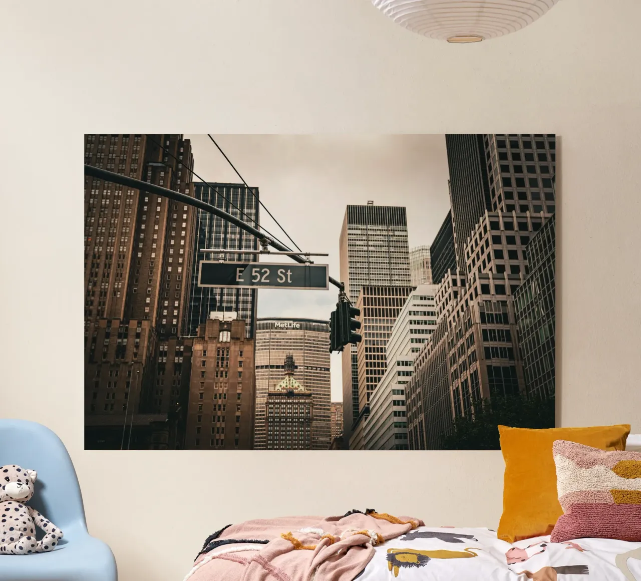 New York plexiglass da Flo Klein